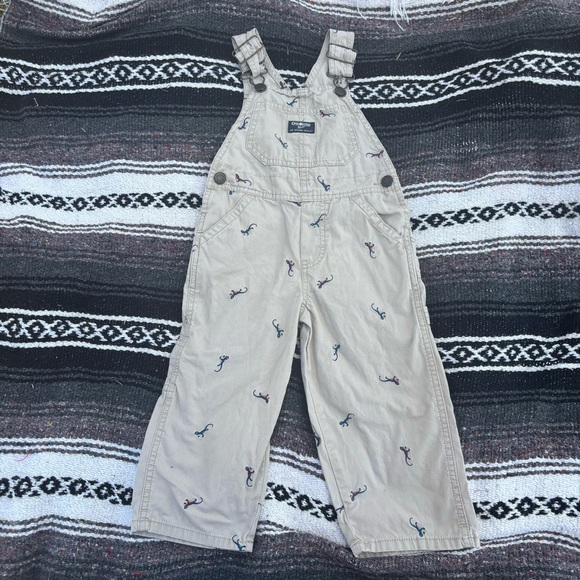 OshKosh B'gosh Other - OSH KOSH BGOSH KHAKI EMBROIDERED LIZARD OVERALLS SIZE 2T ADORABLE